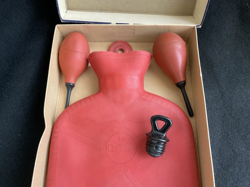 VINTAGE CHALLENGE HOT WATER BOTTLE AND SYRINGES IN ORIGINAL BOX PREOWNED gallery
