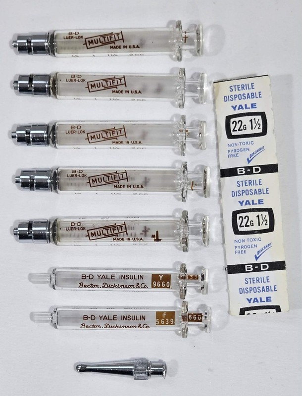 Set of 7 Vintage B-D Yale-Lok 2cc/ 1cc Glass Syringe Becton Dickinson