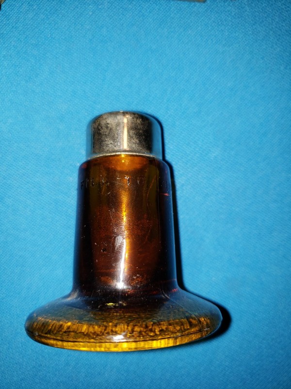 ANTIQUE 1930s DEVILBISS No14 YELLOW GLASS SPRAY ATOMIZER gallery