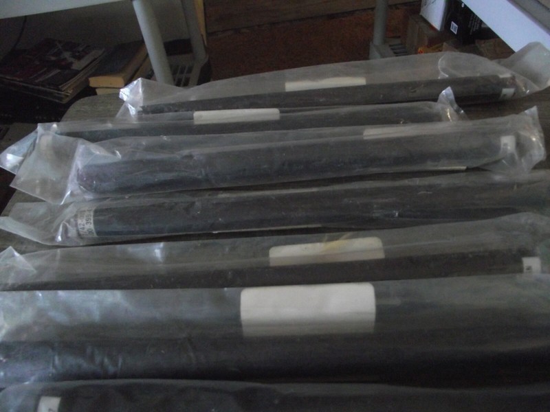 LOT OF FILTER LIGHT TUBULARS PN/PRIME M16377/42-001 gallery