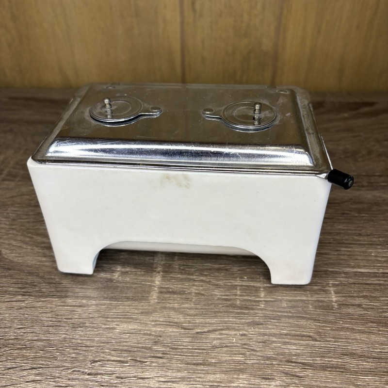 Vintage Porcelain Electric Sterilizer American Sundries Company