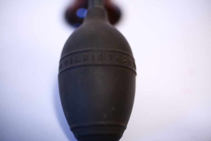 DeVilbiss Early 1900's Medical Atomizer gallery