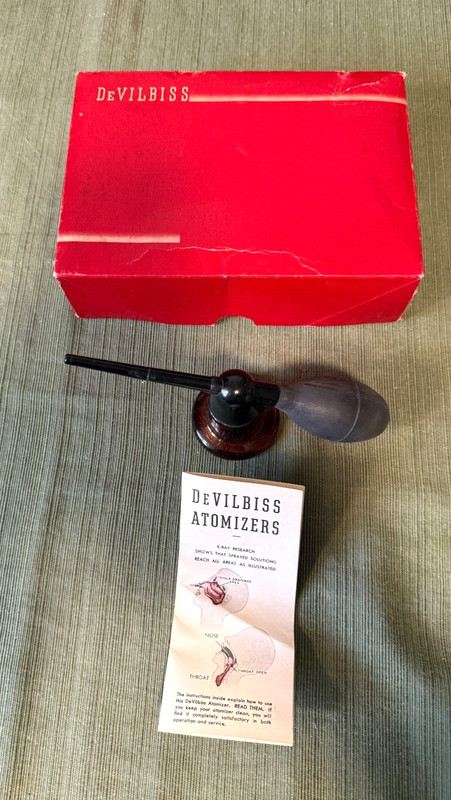 Vintage DeVilbiss Model 114 Atomizer – For Any Solution Original Box and Instruc