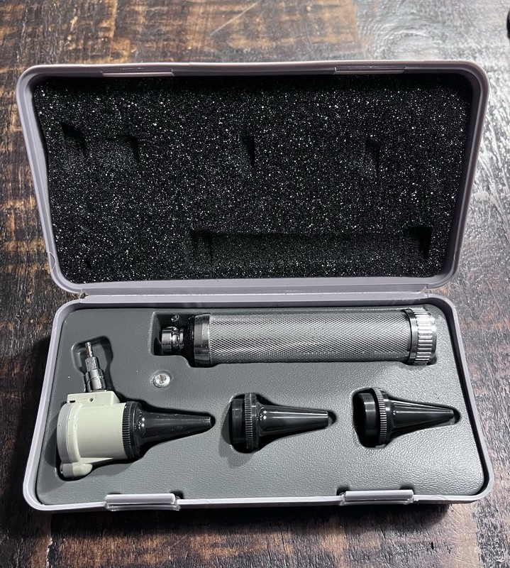 Vintage Gowllands Veterinary Otoscope Set In Case Made in England