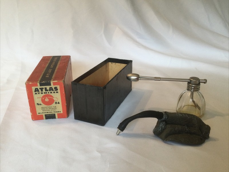 Vintage DeVilbiss Made ATLAS ATOMIZER NO. 24 Glass Spray Bottle In Box