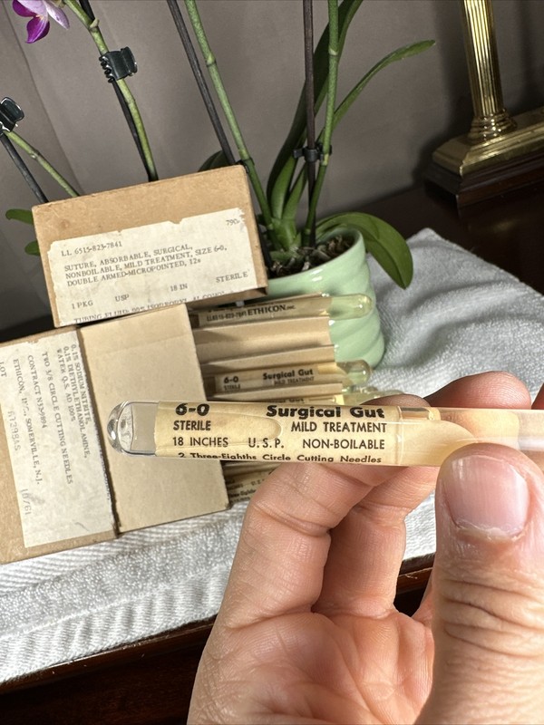 Vintage 1961 Box of 12 NEW Gut Absorbable Sutures 18in RARE Collectible gallery
