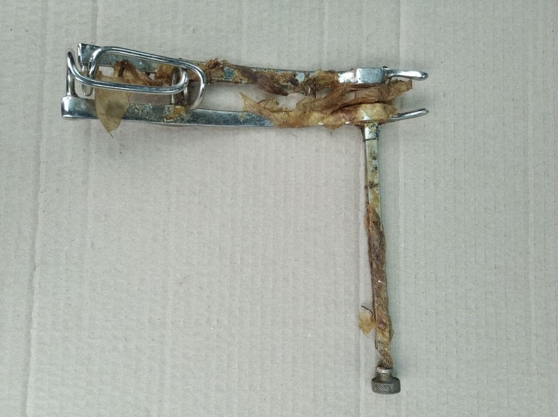 Set of 5 Rare Vintage Soviet Medical Surgical Instruments - NEW! gallery