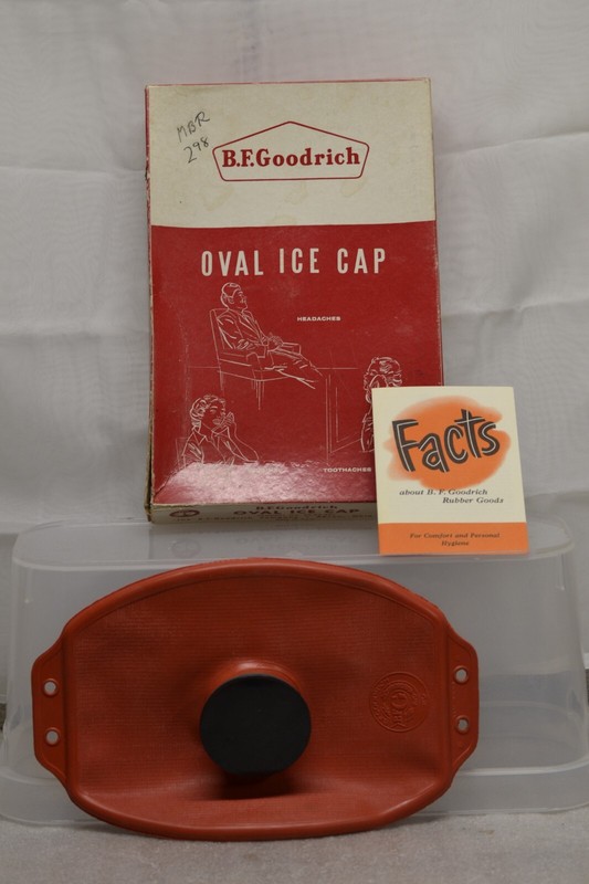 VINTAGE B.F. GOODRICH #29 OVAL ICE CAP NIB RED USA