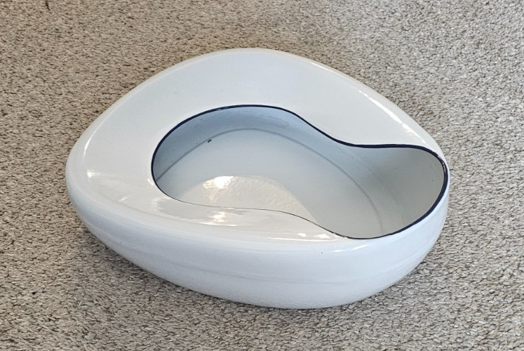 Vintage Bed Pan Urinal White Enamel Porcelain 14” gallery